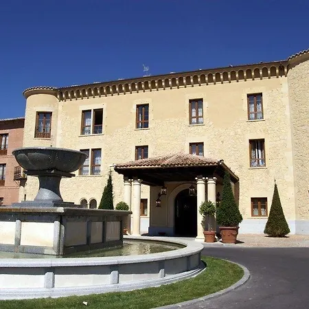 Candido 4*