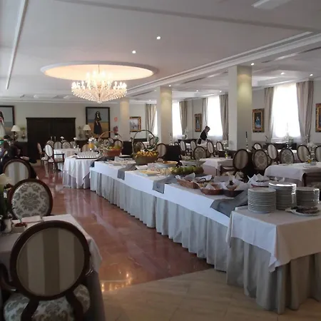 Hotell Candido Segovia