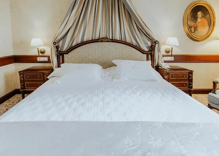 Candido Hotell Segovia