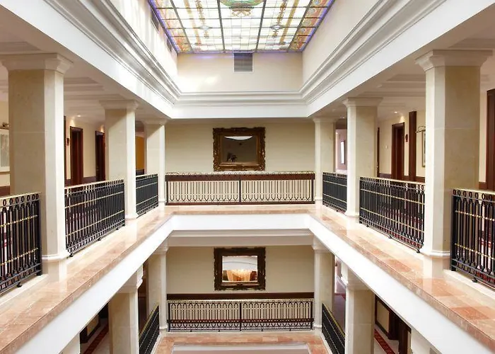 坎迪多酒店 塞哥维亚