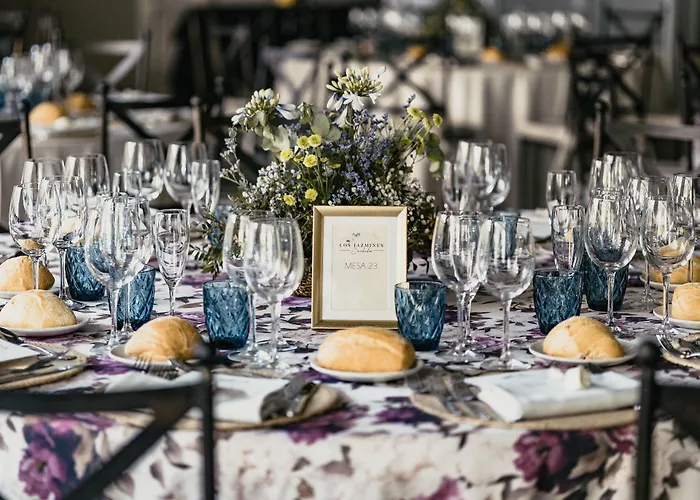 坎迪多酒店 酒店